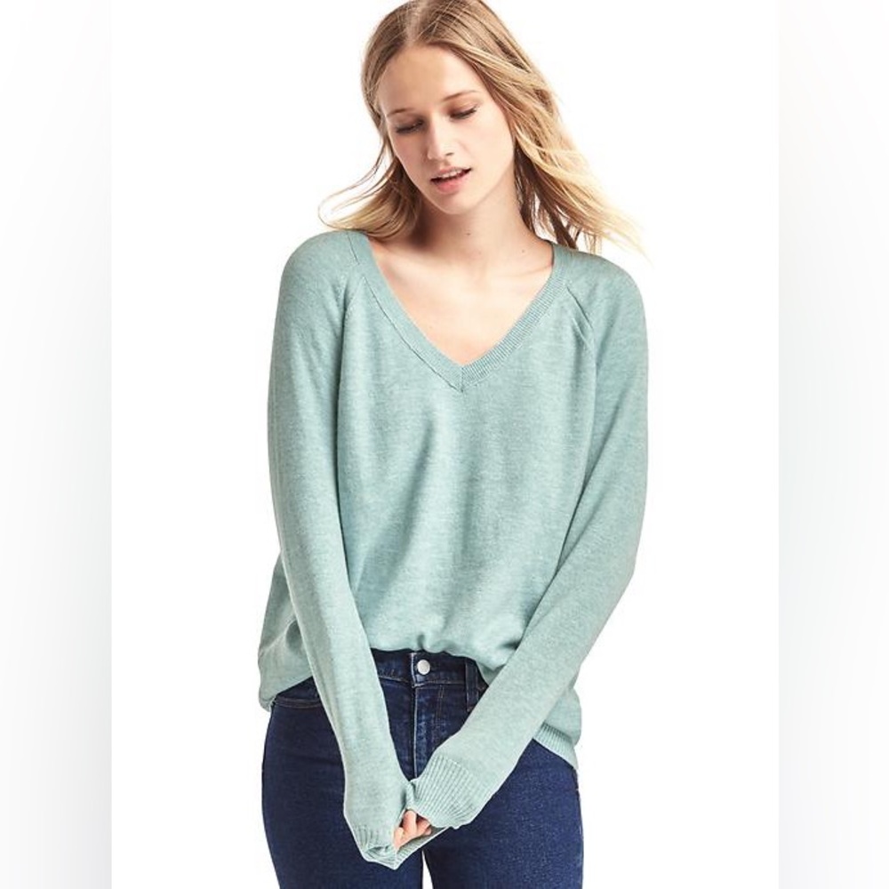 GAP Women's Soft Teal V-Neck Sweater